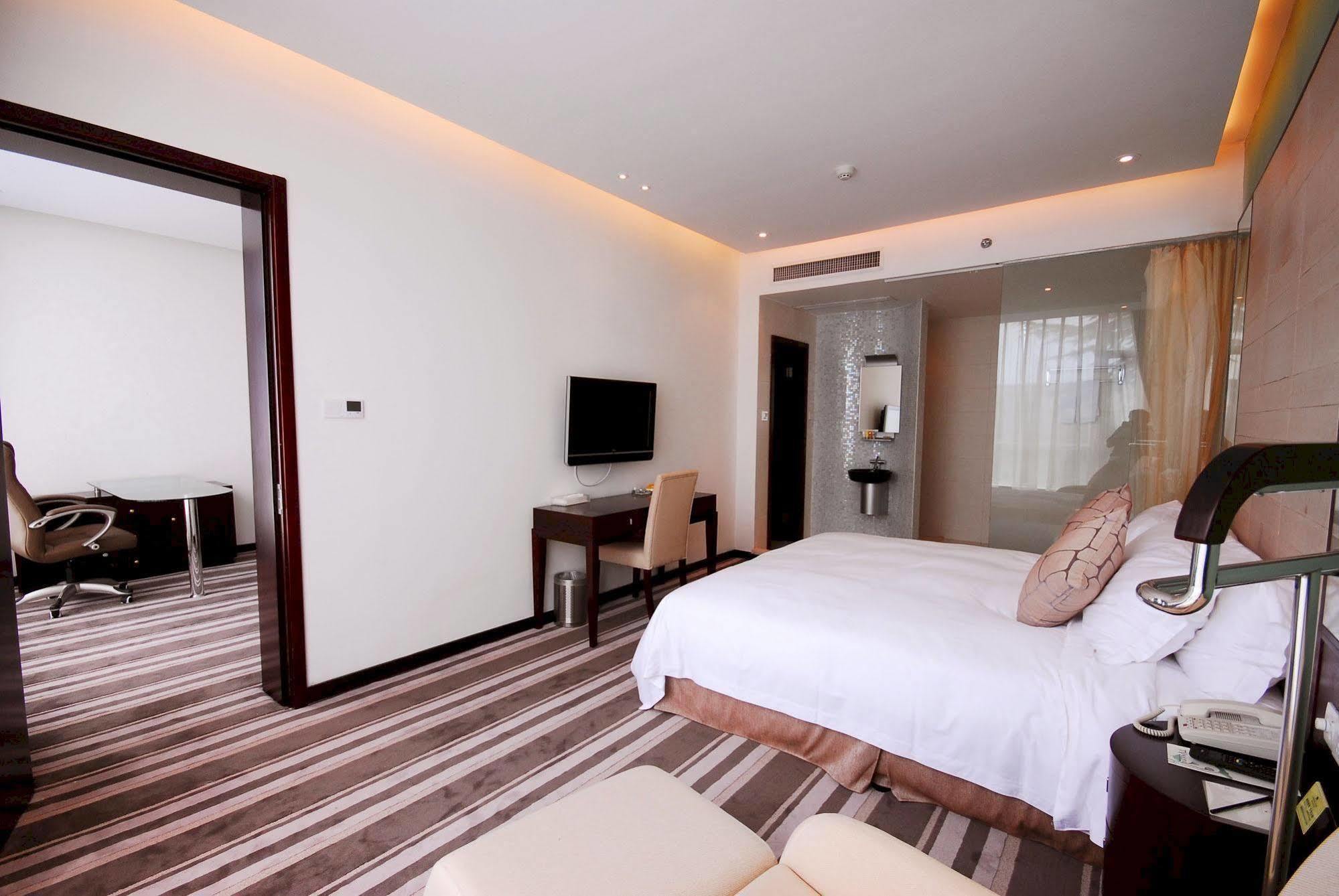 Yihe Harbor Hotel Wuxi  Buitenkant foto
